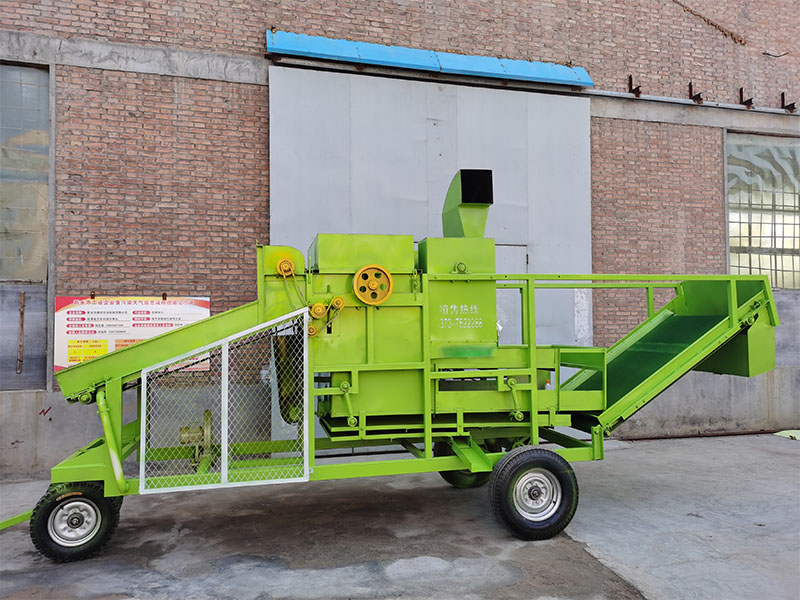 2021款花生秧揉絲機